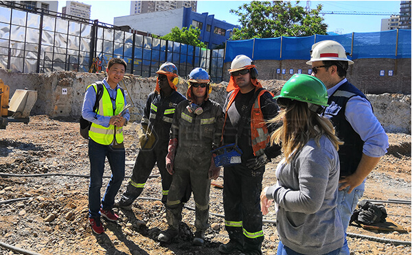 國外施工現場服務